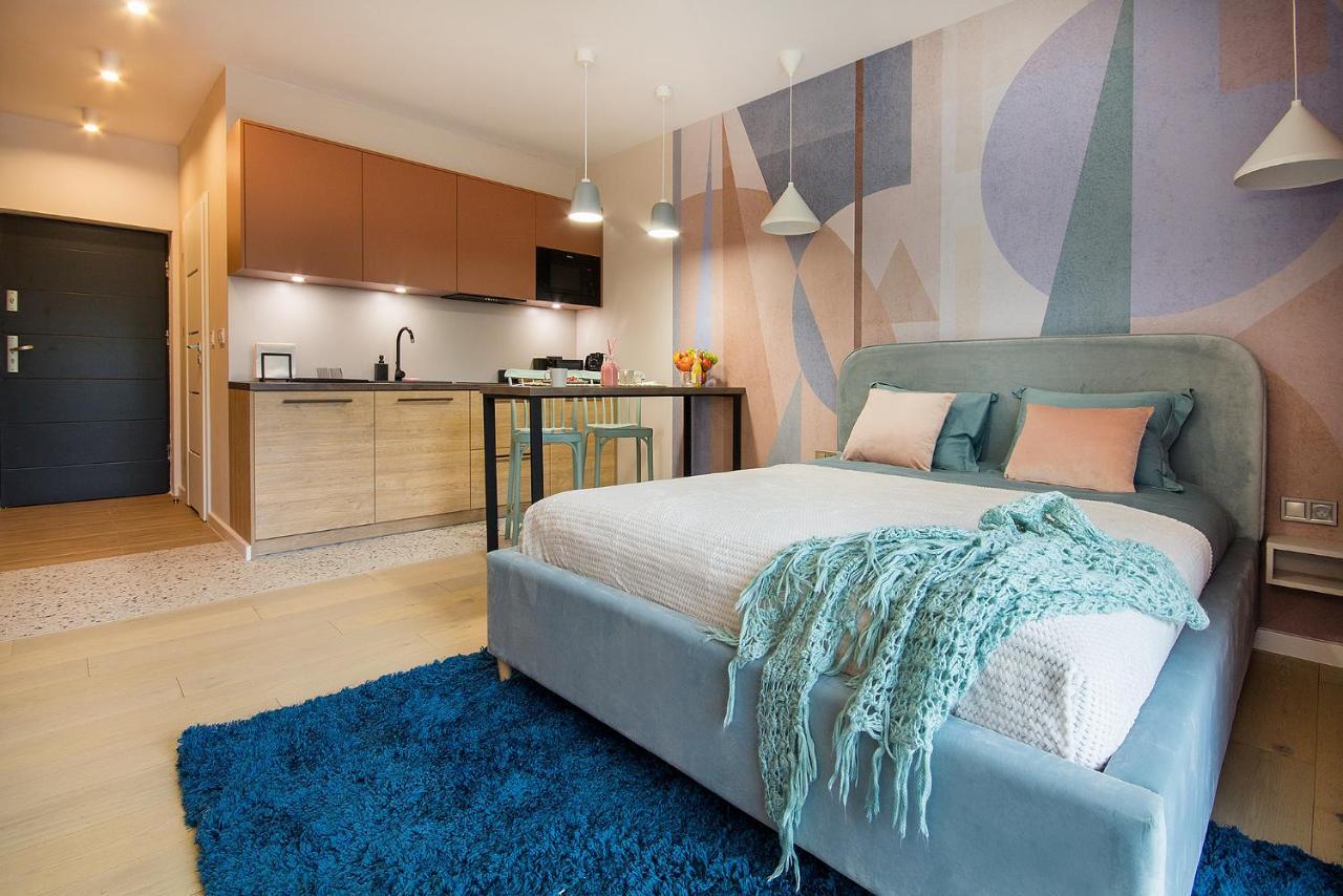W&K Apartments - Joy Suite - Faktura Vat, Parking كوزتسالين المظهر الخارجي الصورة