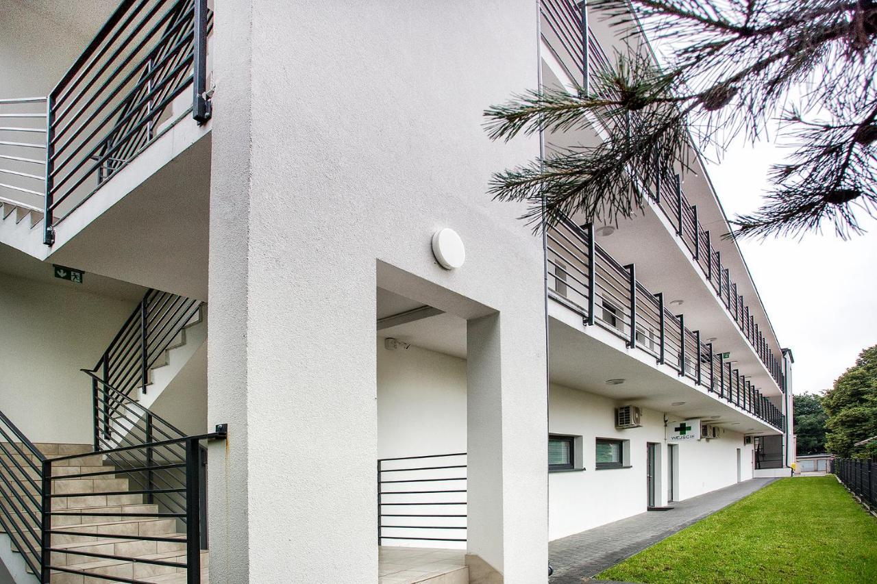 W&K Apartments - Joy Suite - Faktura Vat, Parking كوزتسالين المظهر الخارجي الصورة